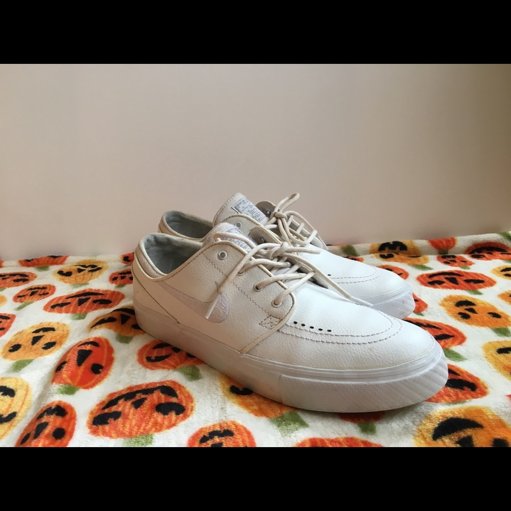 Nike janoski skateboarding shoes
